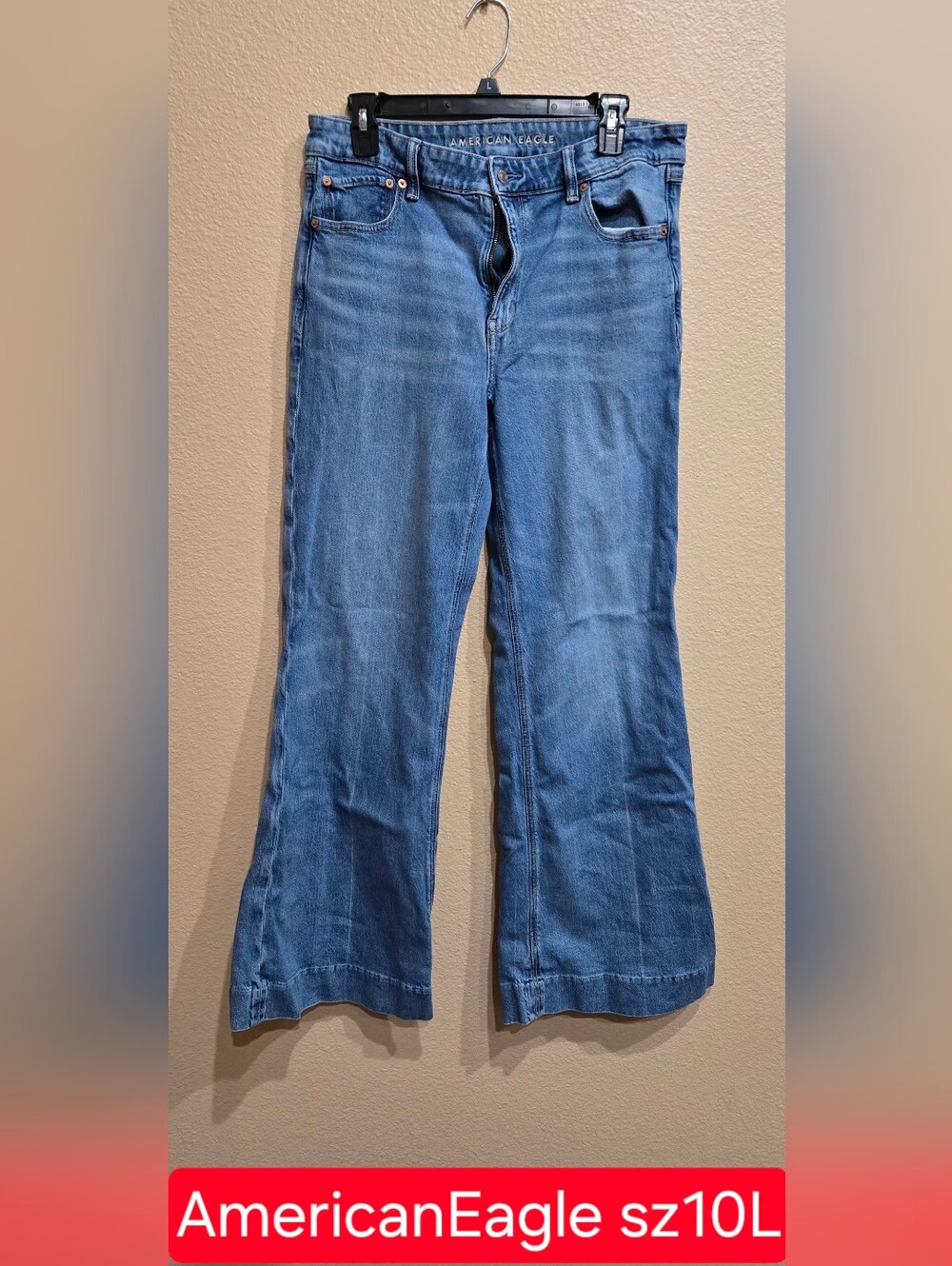 American Eagle Outfitters Light Blue Wide-Leg Jeans